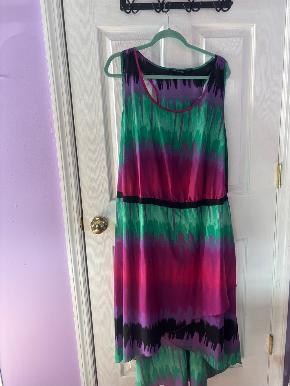Moda High-Low Sleeveless Dress in Green, Purple, Pink and Black